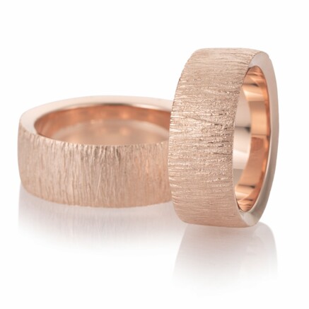 heartbeat wedding bands | Atelier Marion Knorr